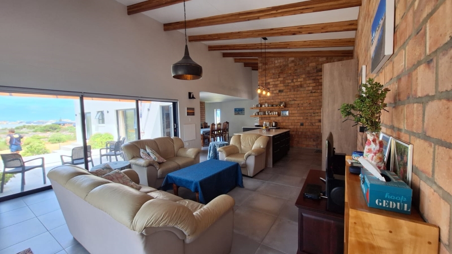 3 Bedroom Property for Sale in Stilbaai Oos Western Cape